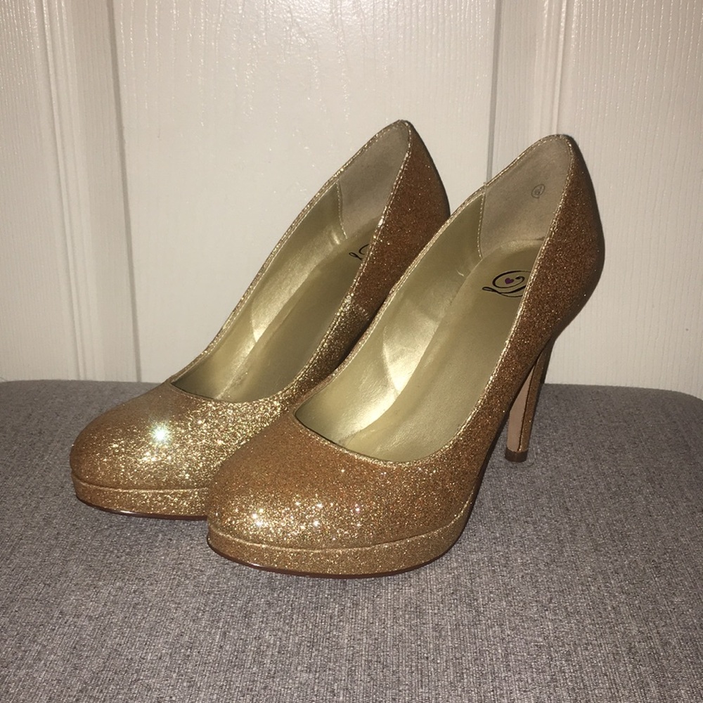 Gold sparkle heels